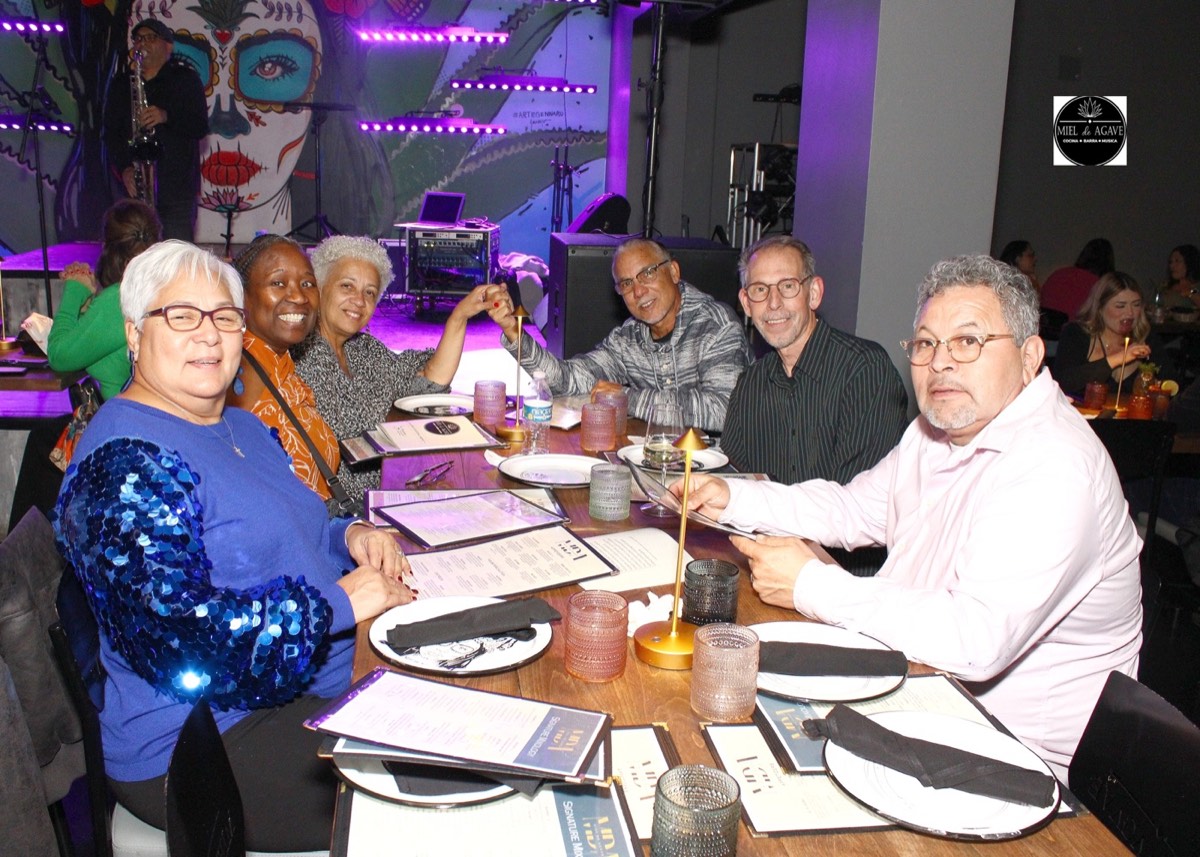 All together now at Miel de Agave