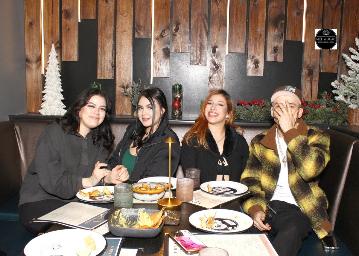 The night in four frames at Miel de Agave