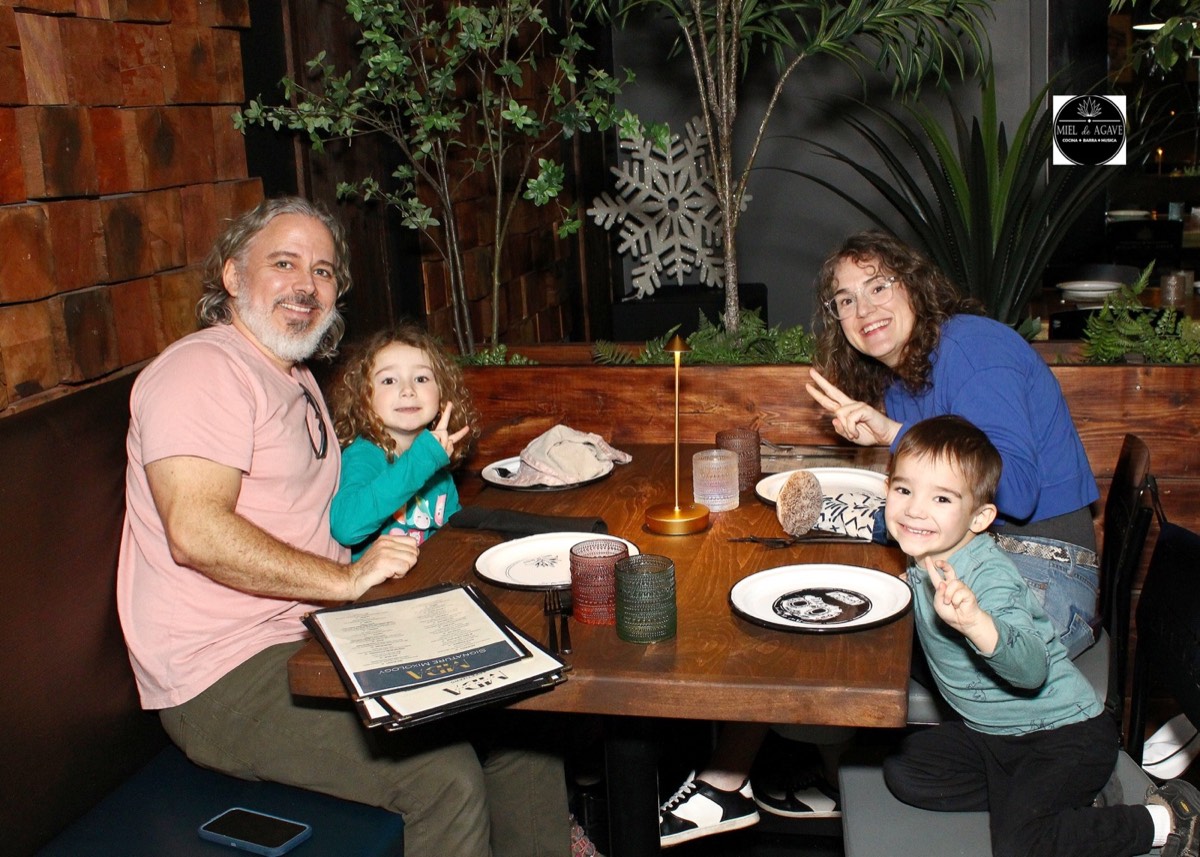 Family at the table at Miel de Agave