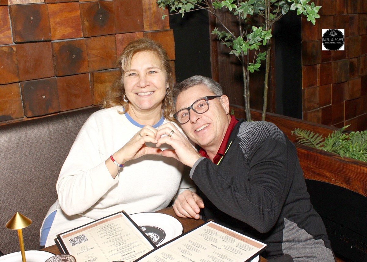 Years and cheers at Miel de Agave