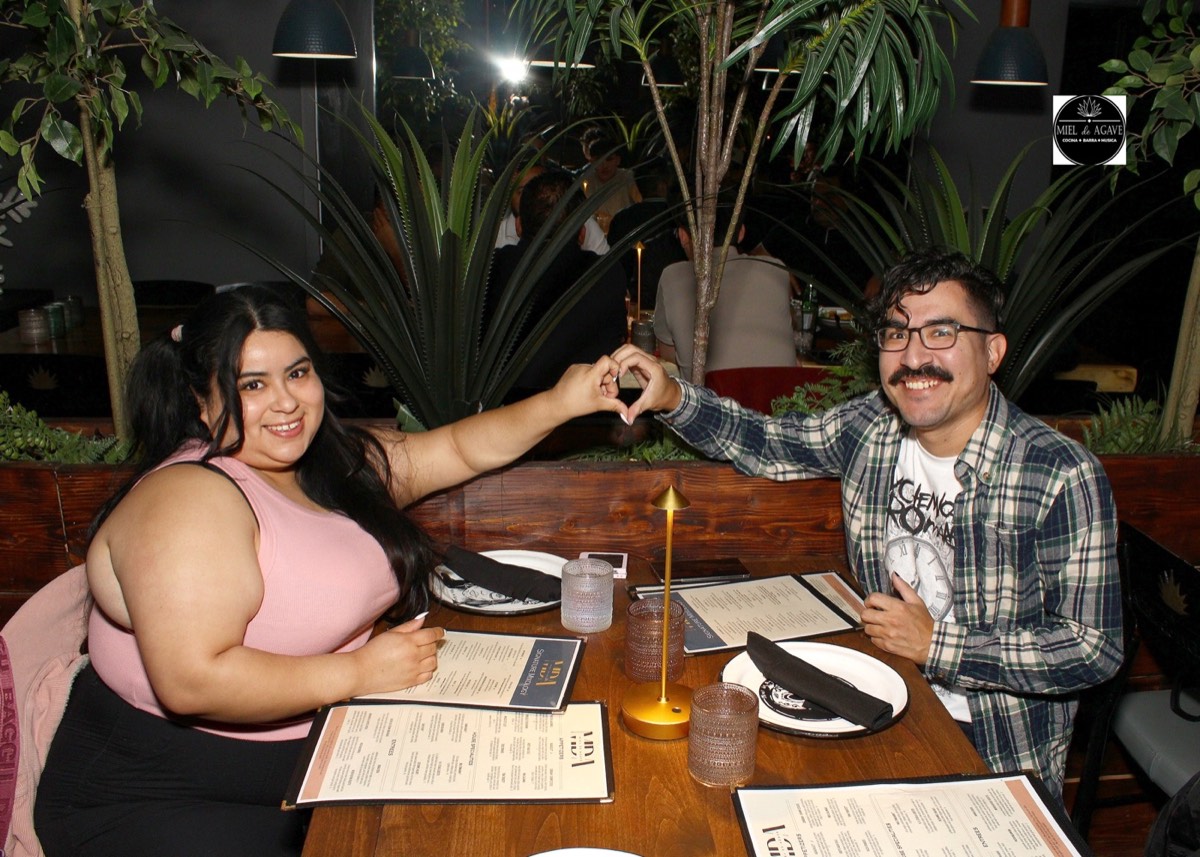 Good company, great night at Miel de Agave